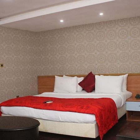 Pelican Hotel Lekki Exterior foto