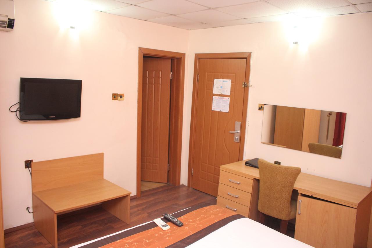 Pelican Hotel Lekki Exterior foto